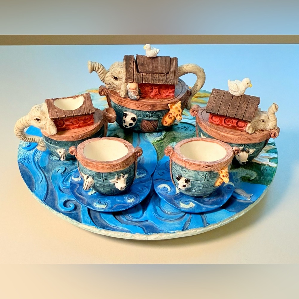 Vintage 1995 Noah's Ark Animal Tea Set